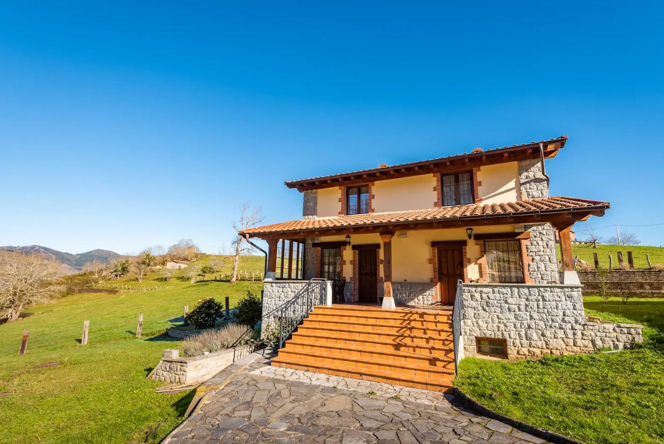 Cangas de Onís, Llanes y Ribadesella concentran el mayor interés en turismo rural en Asturias